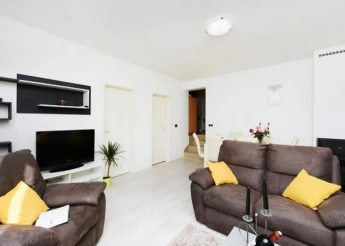 בית נופש Mateo *